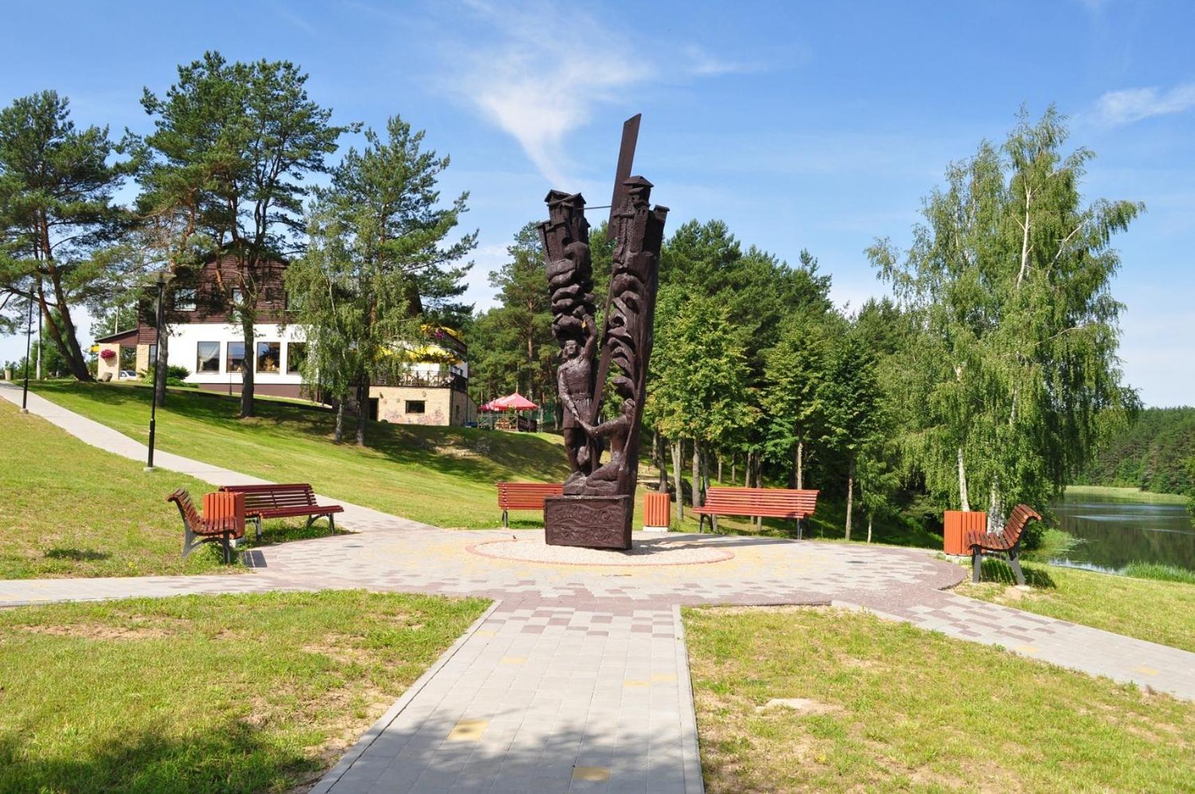 Zuvedra Otel Ignalina Dış mekan fotoğraf